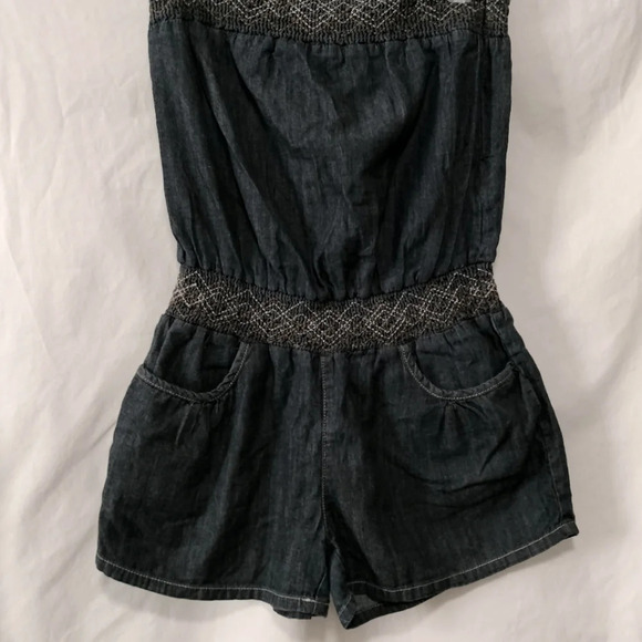 Blue Spice Size Medium Chambray Shirring Romper Jumpsuit shorts Pockets - Picture 2 of 11